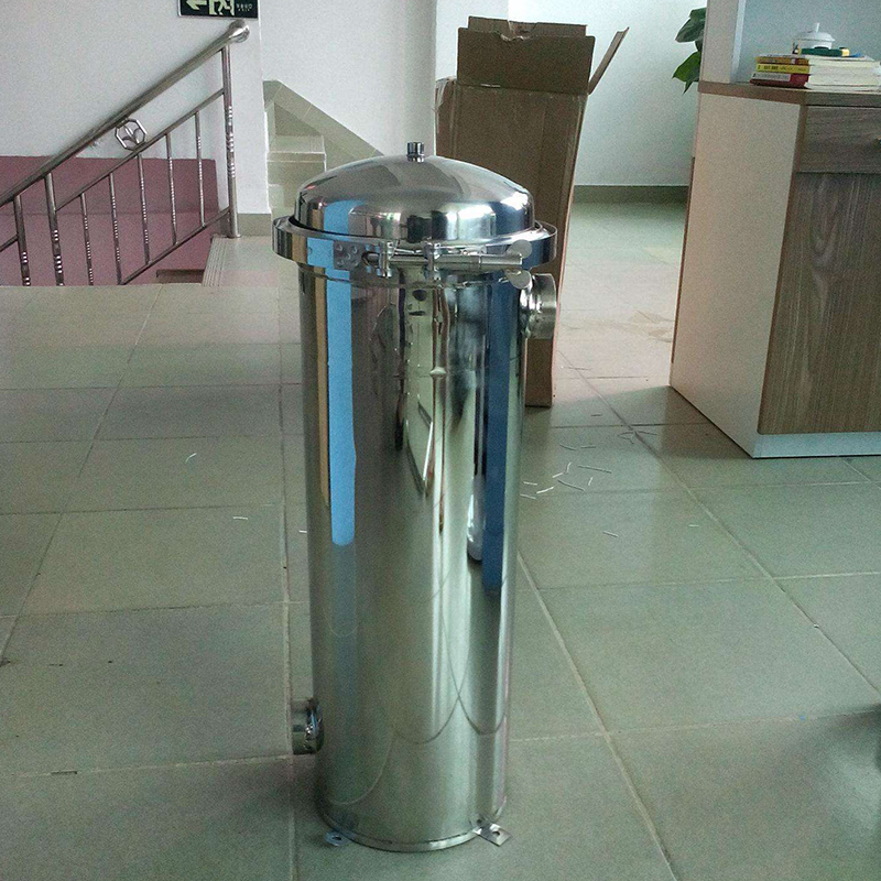 不銹鋼卡箍單袋式過濾器.jpg